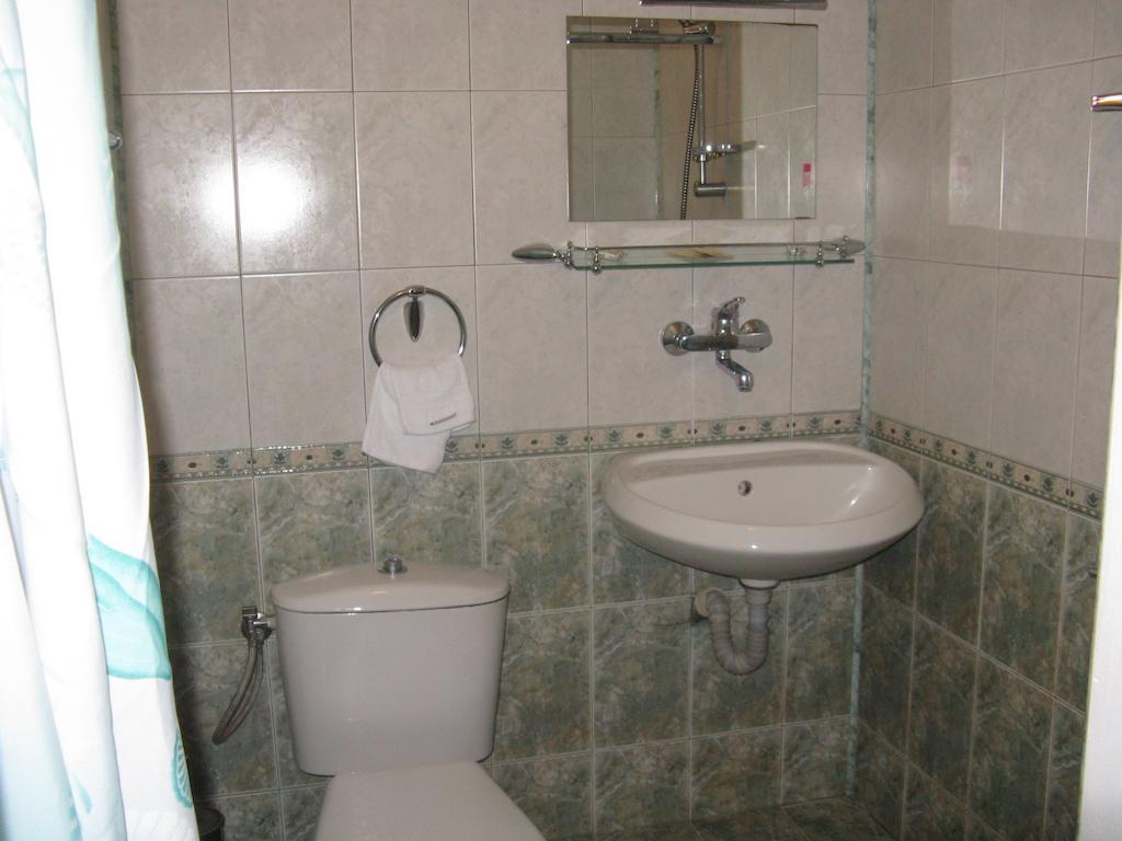 קופריבשטיצה Family Hotel Kalina חדר תמונה